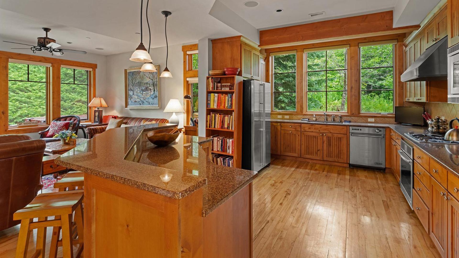 Ski In Ski Out 4 Bedroom Spruce Peak Lodge Luxury Mountain Cabin Stowe Eksteriør billede